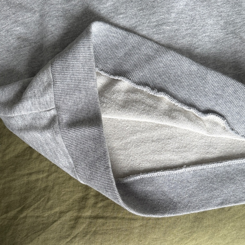Vintage J. Crew Gray Crewneck BROOKLYN Sweatshirt - Picture 4 of 7